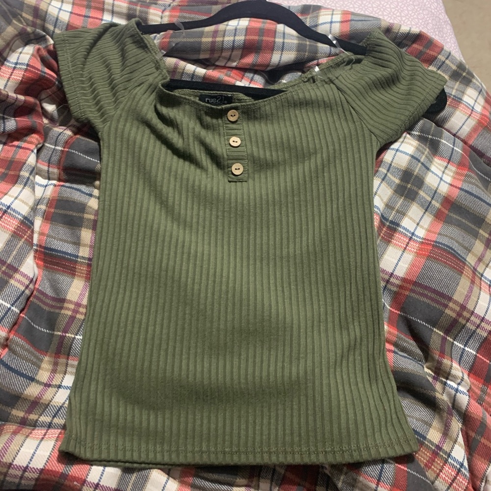 Green shirt